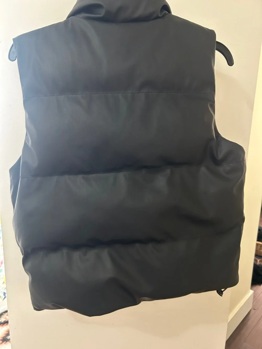 a new day Black puffer vest - Picture 3 of 5